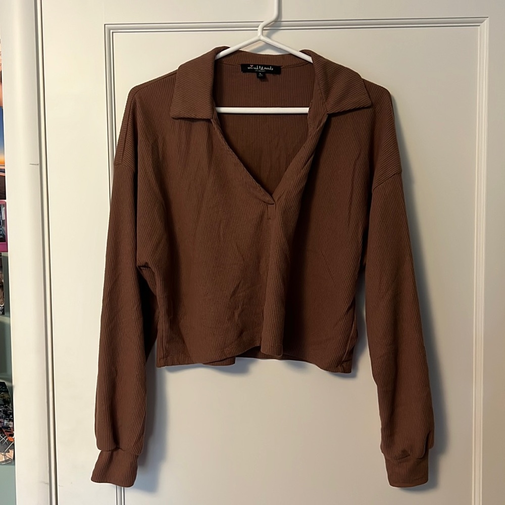 Mixed Threads - brown long sleeve crop top with V cut - Size L